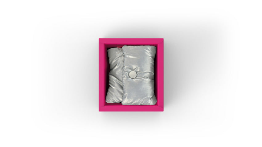 Womanizer Snap Accessory Pouch Silver