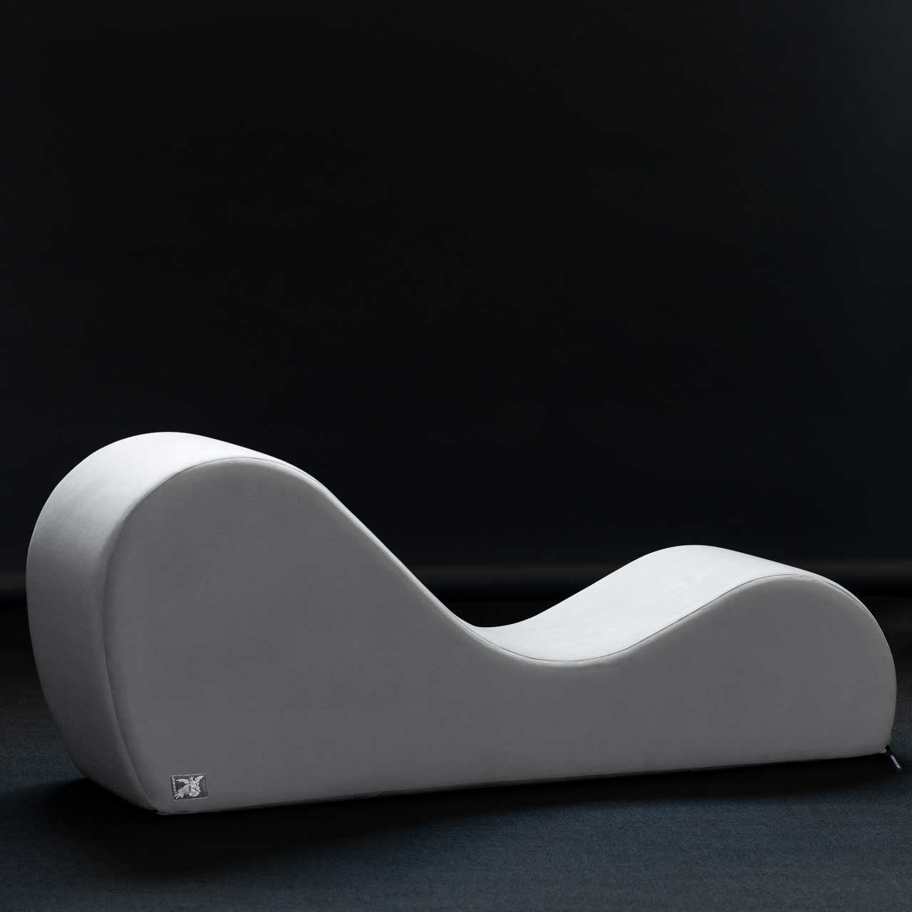 Cello Chaise