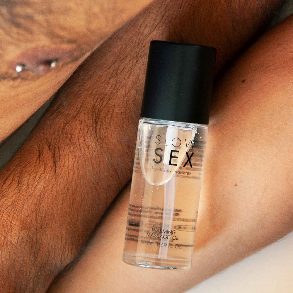 SLOW SEX: WARMING MASSAGE OIL
